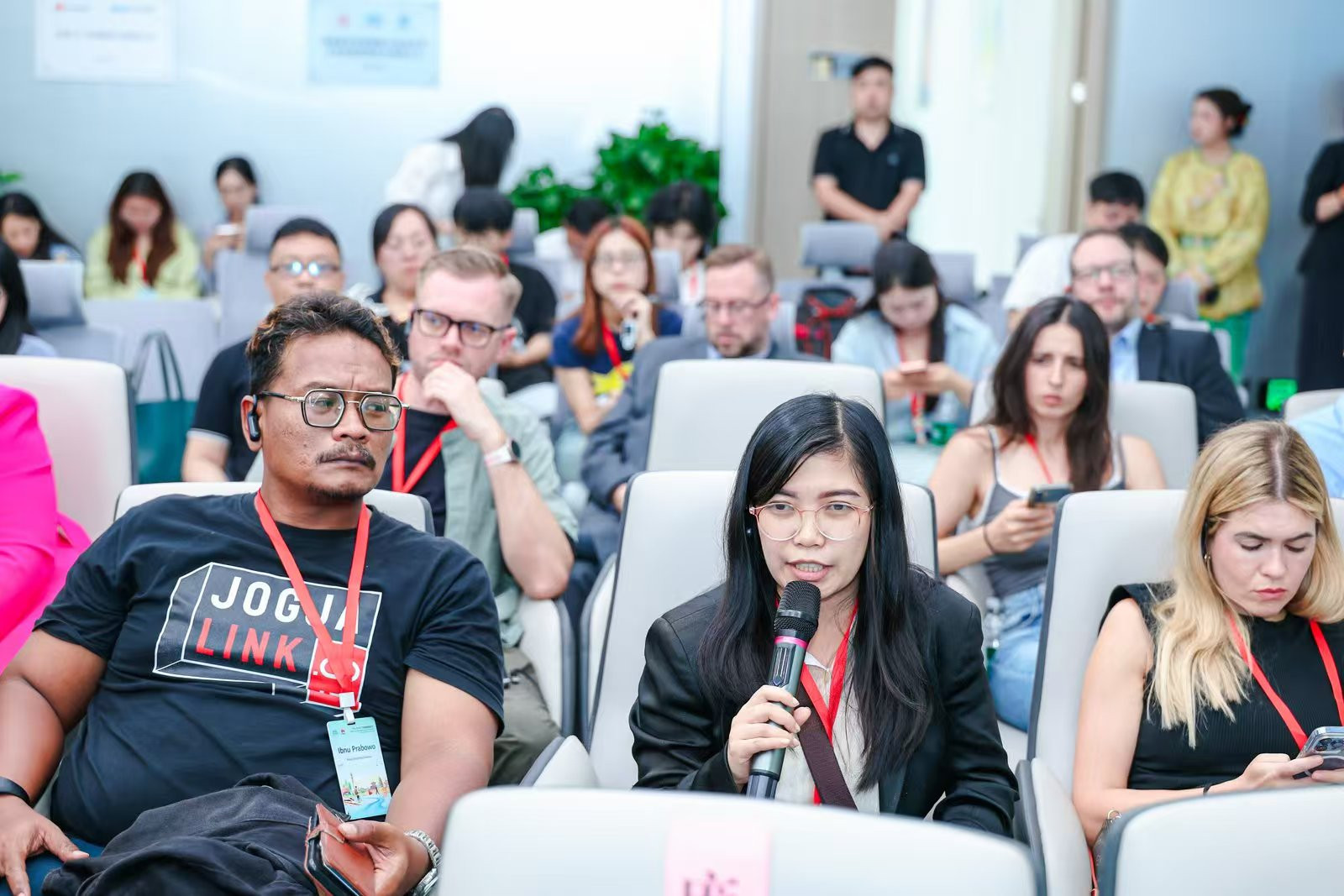 Jogjalink Goes to China: Eksplorasi AI untuk Perdagangan dan Pariwisata Budaya